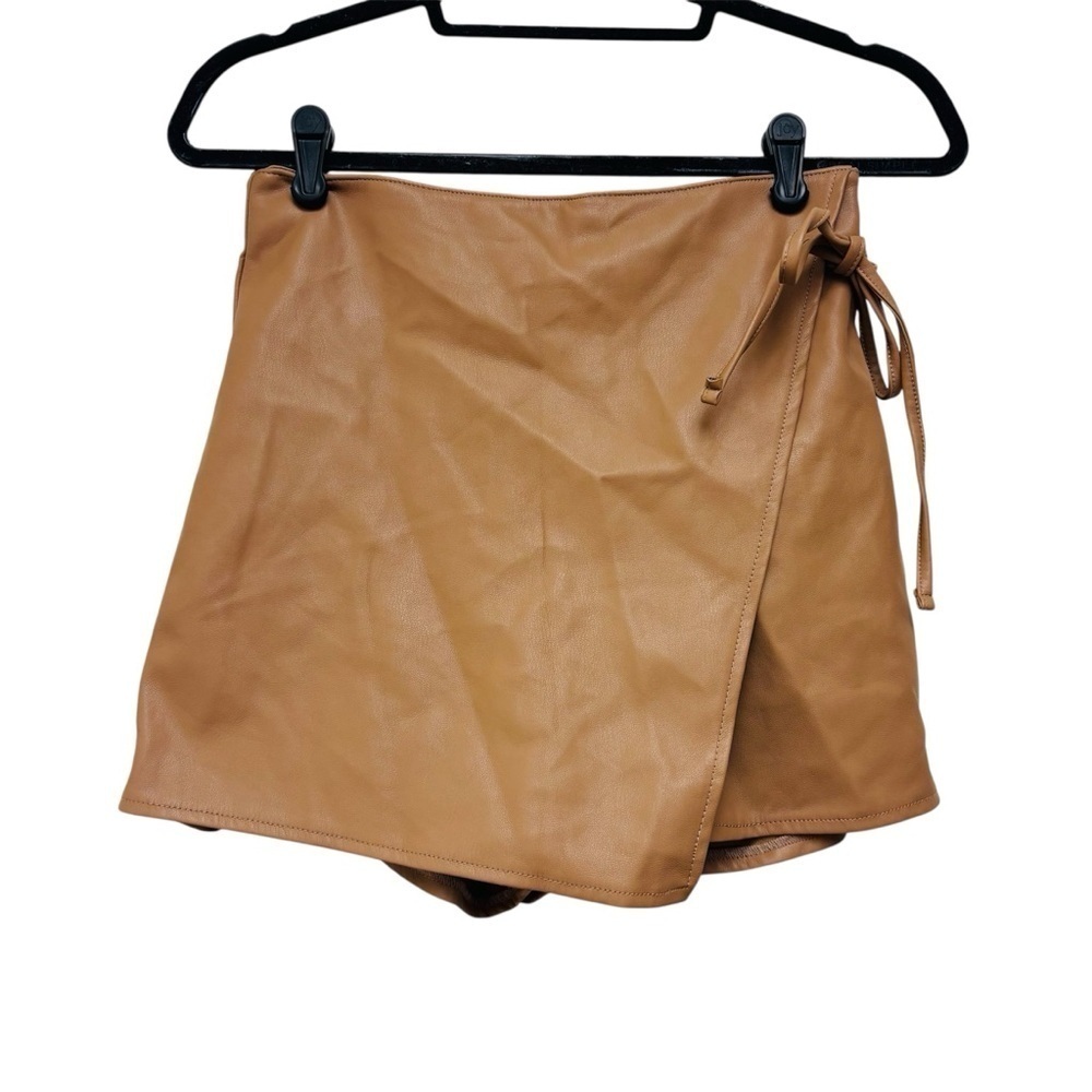 Abercrombie & Fitch Faux Leather Tie Skort